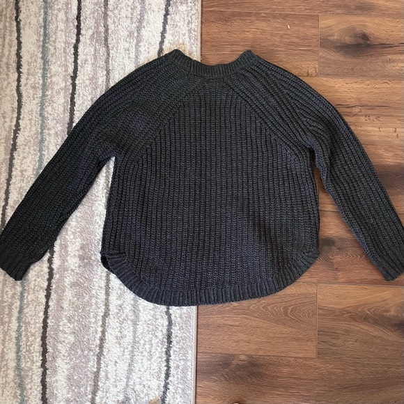 SO charcoal gray sweater, large - Picture 7 of 7